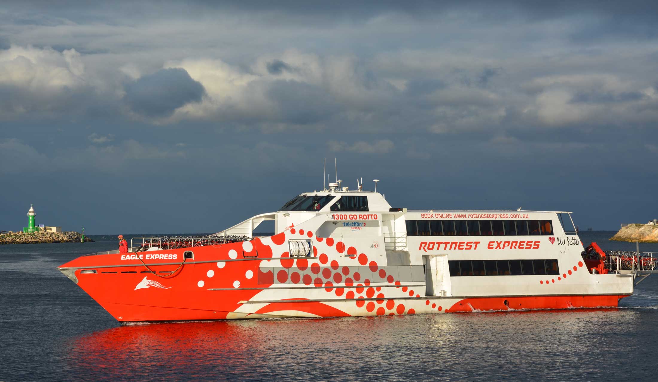Rottnest express - Ships in Fremantle Port - Fremantle Shipping News
