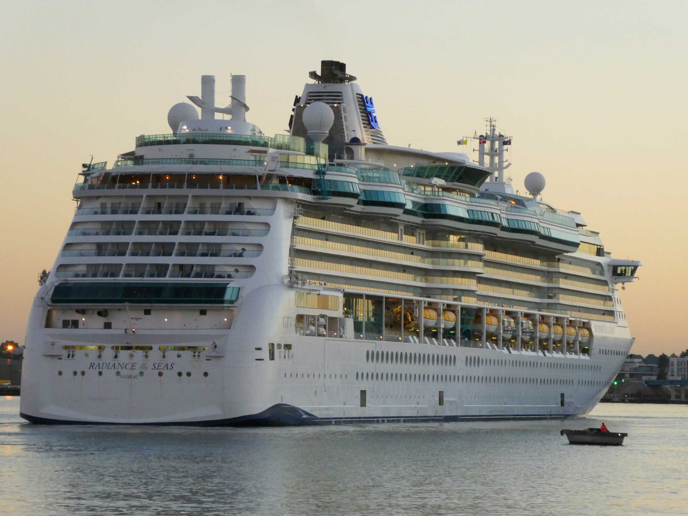 Radiance of the Seas, Cruise Ships