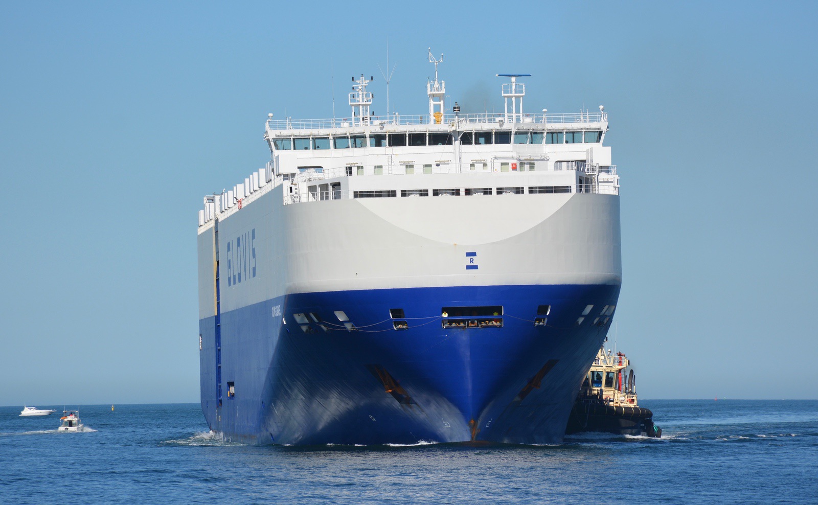 the-hyundai-glovis-vessels-fremantle-shipping-news