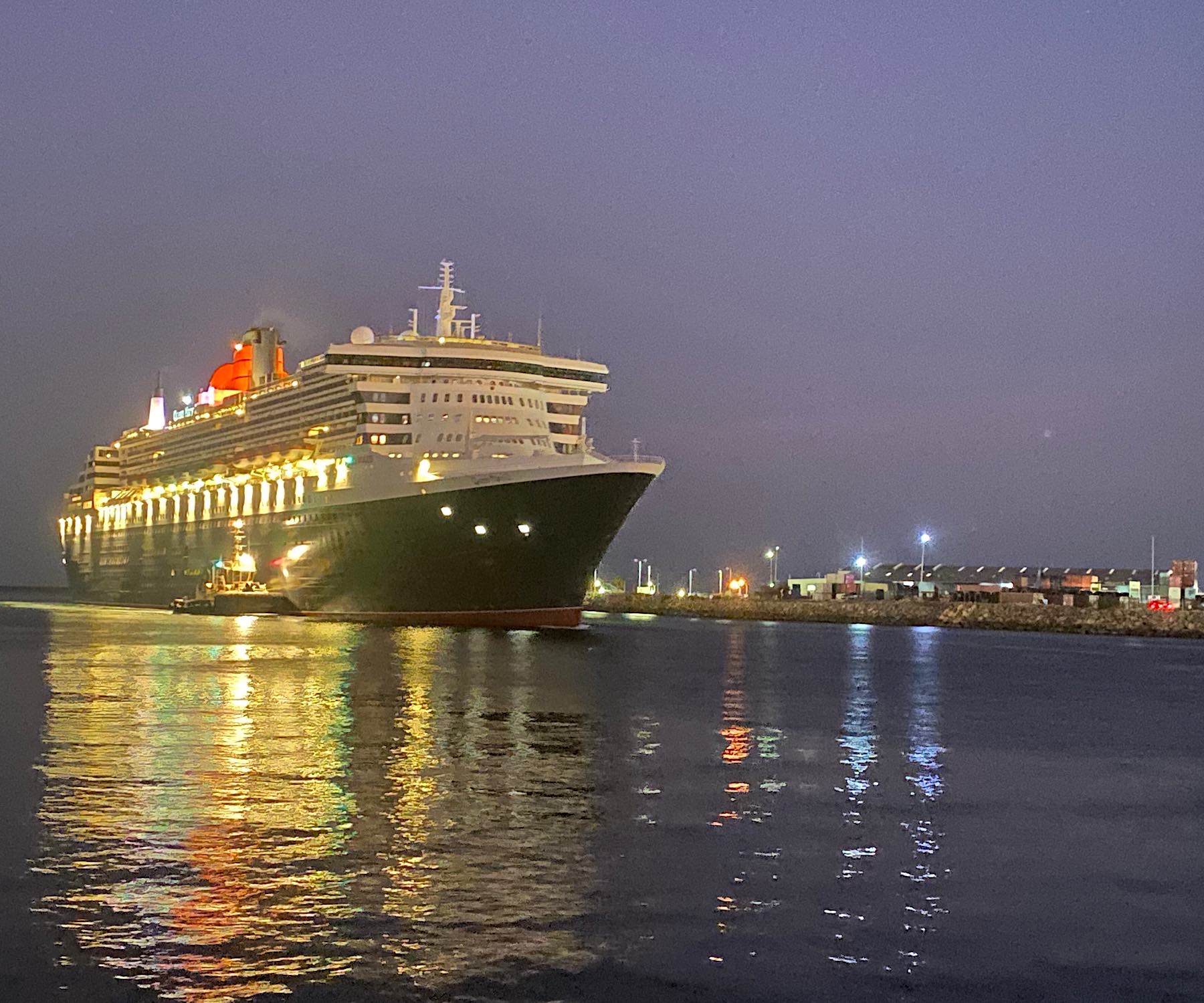 Queen Mary 2 arriving Fremantle 21 March 2023. Credit Fremantle Shipping News