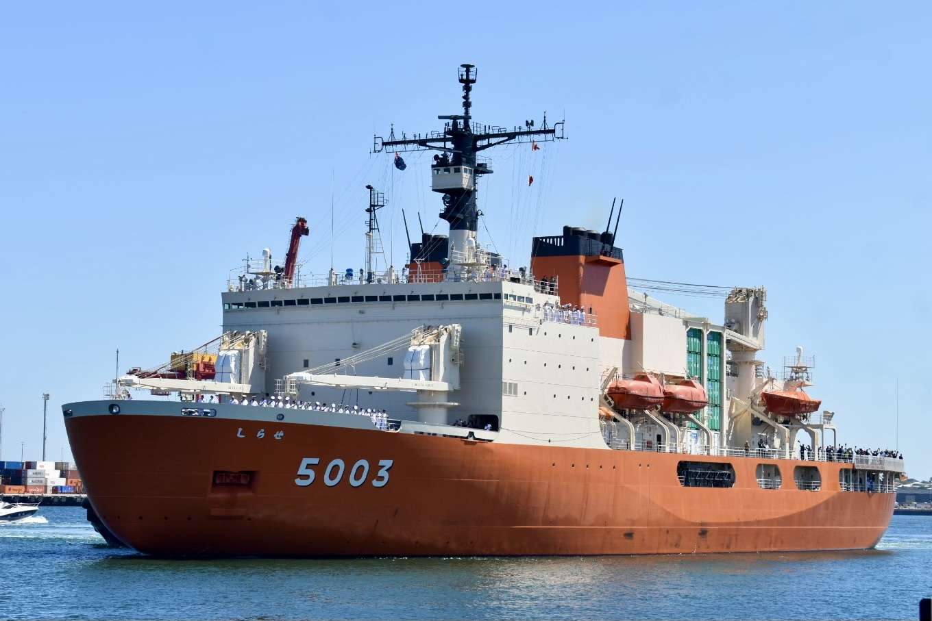 Shirase departing Fremantle 9 December 2024. Credit Jean Hudson