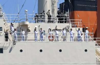 Shirase departing Fremantle 9 December 2024. Credit Jean Hudson