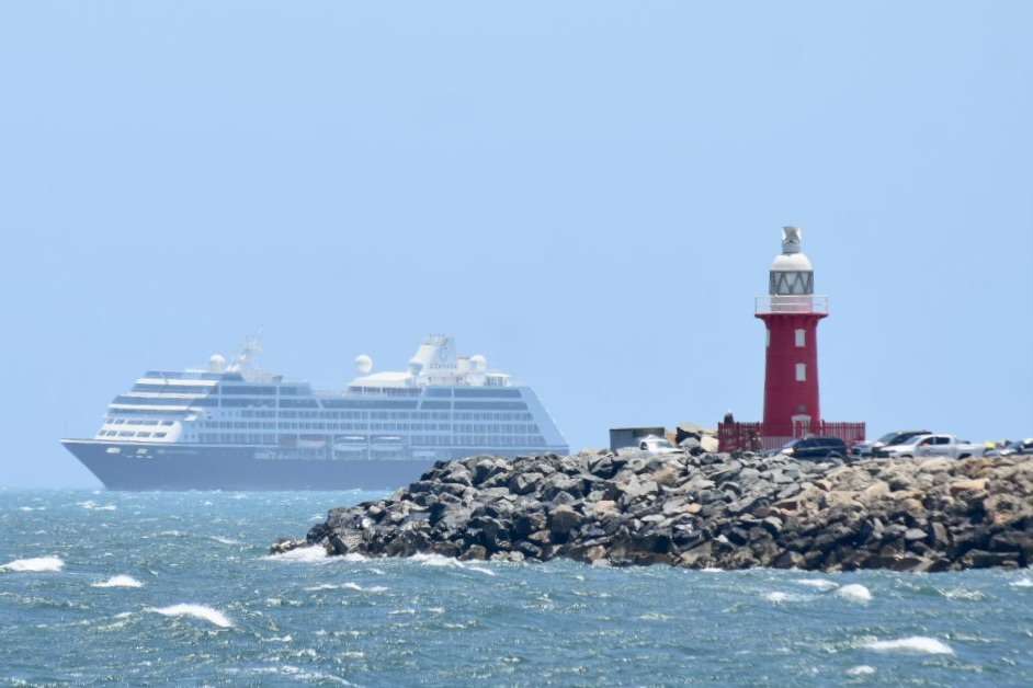 Azamara Pusuit, Fremantle, 18 December 2024. Credit Jean Hudson